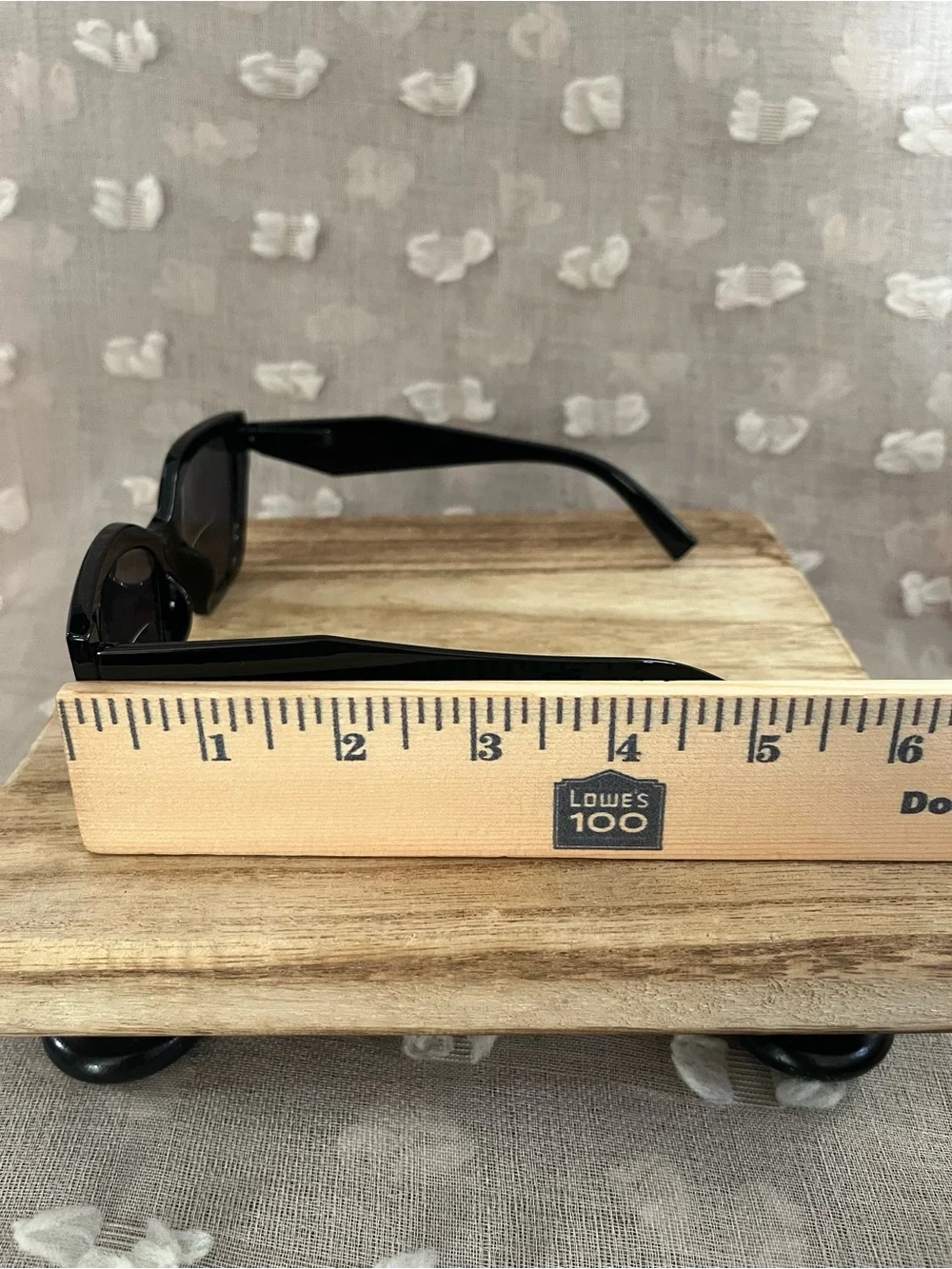 Women’s black bifocal sunglasses